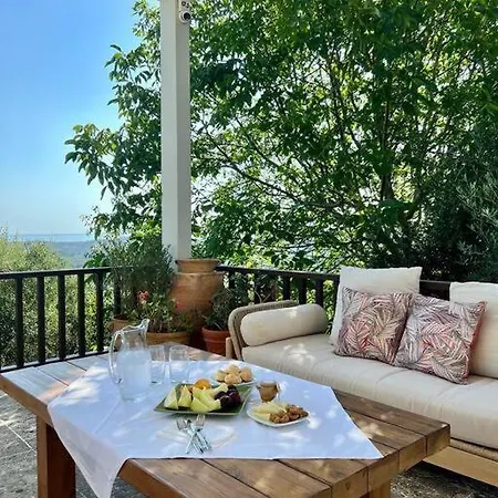 Villa Kapodistria Moulete